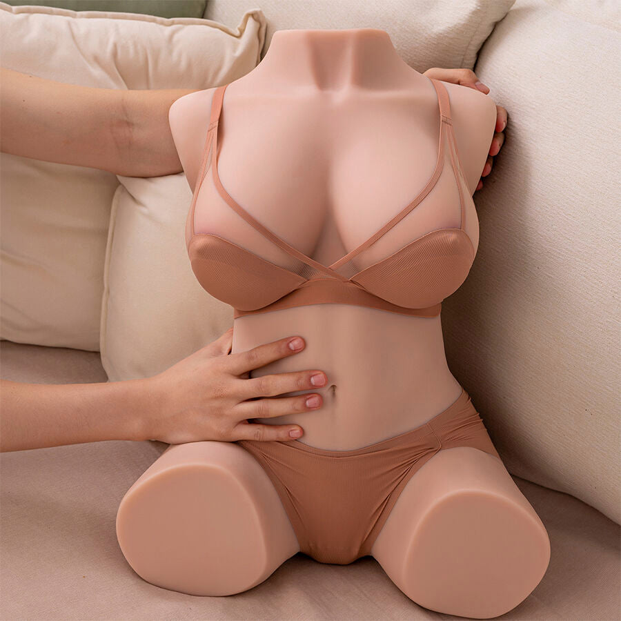 XISE - DANIA THRUSTING REALISTISCHER VIBRIERENDER WEIBLICHER TORSO 52 CM
